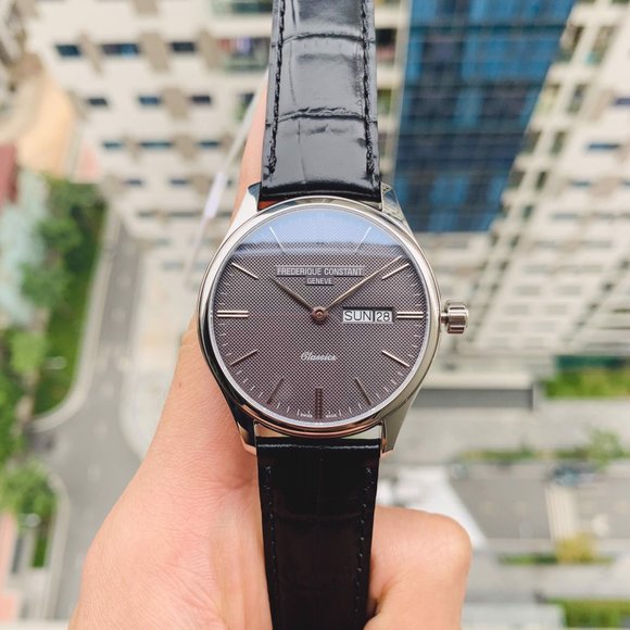 Frederique Constant Swiss Leather Calendar Watch - Picture 1 of 5